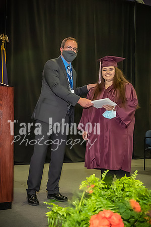 (web) 21 HHS-AE Graduation (4x6 @ 72 ppi) - TJP (26 of 33)