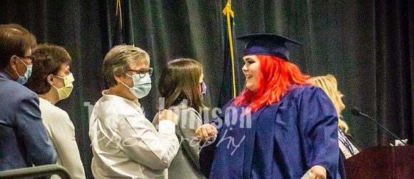 (web) 21 HHS-AE Graduation (Banners @ 72 ppi) - TJP (19 of 30)