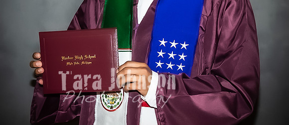 (web) 21 HHS-AE Graduation (Banners @ 72 ppi) - TJP (20 of 30)