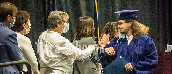 (web) 21 HHS-AE Graduation (Banners @ 72 ppi) - TJP (22 of 30)