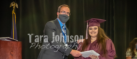 (web) 21 HHS-AE Graduation (Banners @ 72 ppi) - TJP (24 of 30)