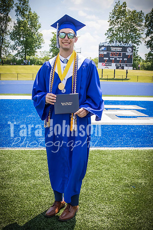 (web) 21 LHS Graduation (4x6 @ 72 ppi) - TJP (40 of 50)