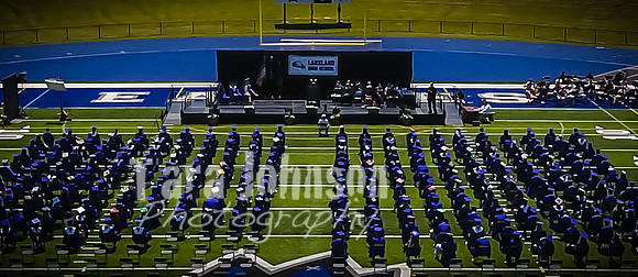 (web) 21 LHS Graduation (Banners @ 72 ppi) - TJP (19 of 43)