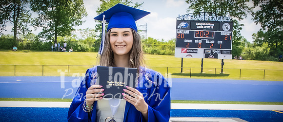 (web) 21 LHS Graduation (Banners @ 72 ppi) - TJP (28 of 43)