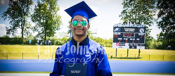 (web) 21 LHS Graduation (Banners @ 72 ppi) - TJP (36 of 43)