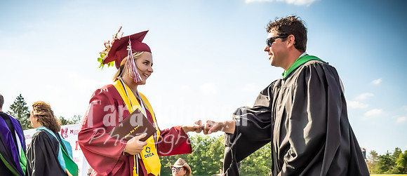 (web) 21 MHS Graduation (Banners @ 72 ppi) - TJP (37 of 41)