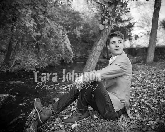 Nathan Hubbell - BW - TJP (7 of 21)
