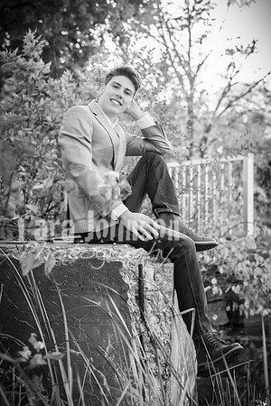 Nathan Hubbell - BW - TJP (10 of 21)