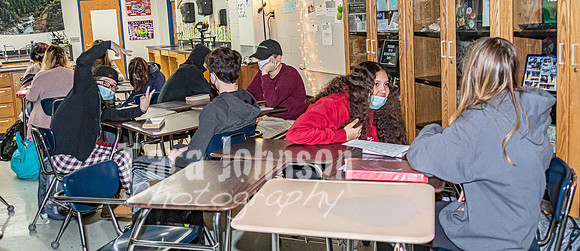 (web) 21 Fall LHS - Academics (Banners @ 72 ppi) - TJP (48 of 66)