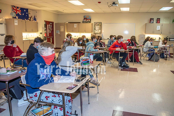(web) 21 Fall MHS - Academics (4x6 @ 72 ppi) - TJP (38 of 64)