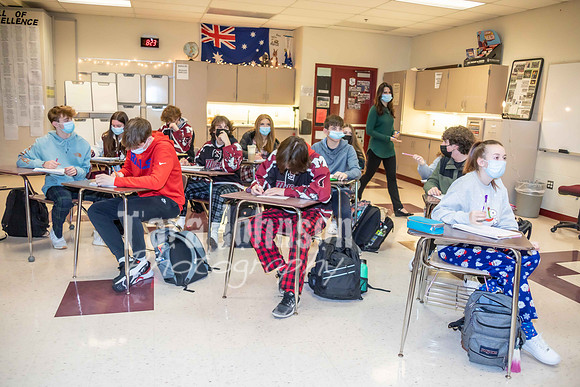 (web) 21 Fall MHS - Academics (4x6 @ 72 ppi) - TJP (40 of 64)