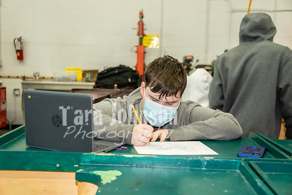 (web) 21 Fall LHS - Arts (4x6 @ 72 ppi) - TJP (240 of 243)