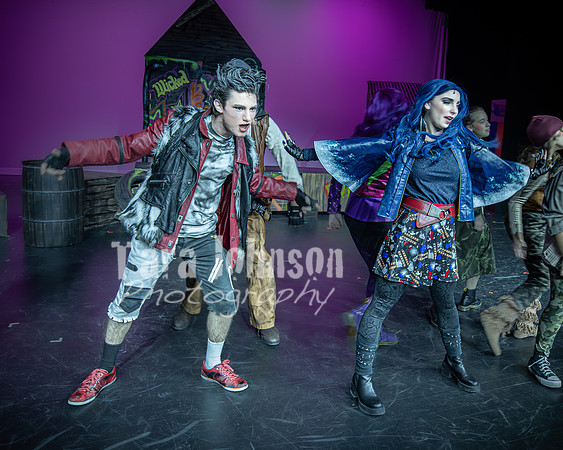 2024 LHS Descendants - R1 Act 1 - TJP (12 of 472)