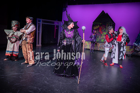 2024 LHS Descendants - R1 Act 1 - TJP (63 of 472)