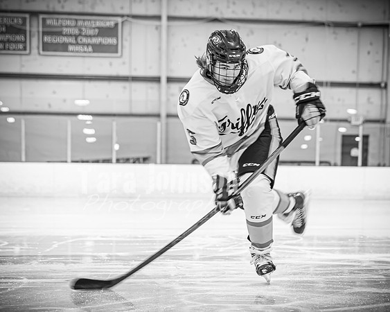 Caleb Baker - Hockey - BW - TJP (37 of 58)
