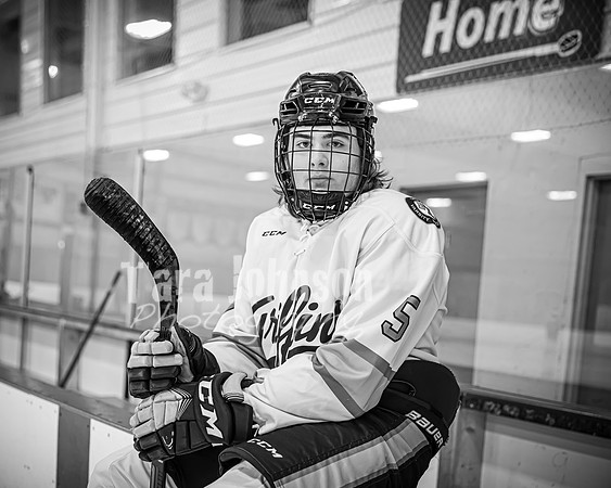 Caleb Baker - Hockey - BW - TJP (49 of 58)