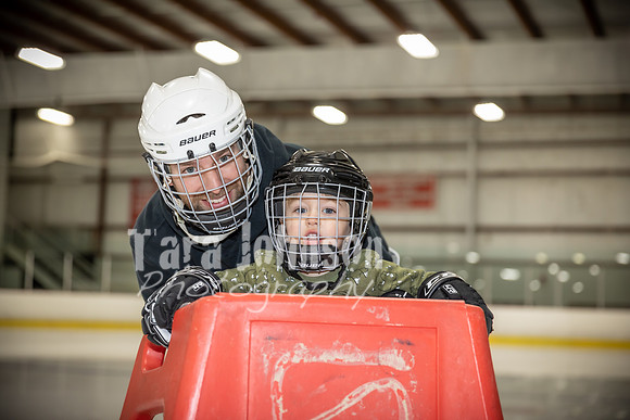 Caleb Baker Hockey Family - TJP (12 of 54)