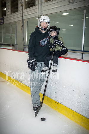 Caleb Baker Hockey Family - TJP (37 of 54)