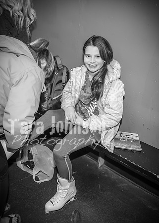 Caleb Baker Hockey Family - BW - TJP (4 of 54)