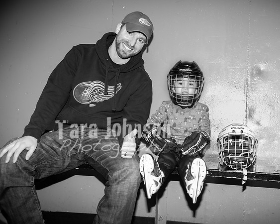 Caleb Baker Hockey Family - BW - TJP (1 of 54)
