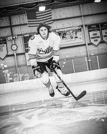 Caleb Baker Hockey Family - BW - TJP (24 of 54)