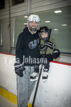 Caleb Baker Hockey Family - TJP (36 of 54)