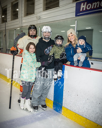 Caleb Baker Hockey Family - TJP (41 of 54)