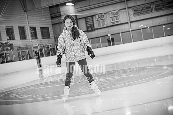 Caleb Baker Hockey Family - BW - TJP (16 of 54)