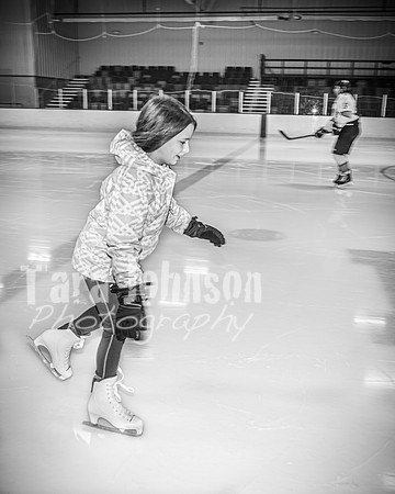Caleb Baker Hockey Family - BW - TJP (30 of 54)