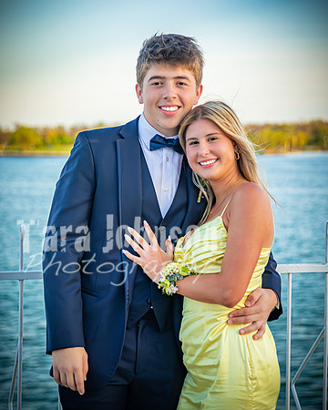 2024 U of D Prom - The Pose - DH (67 of 96)