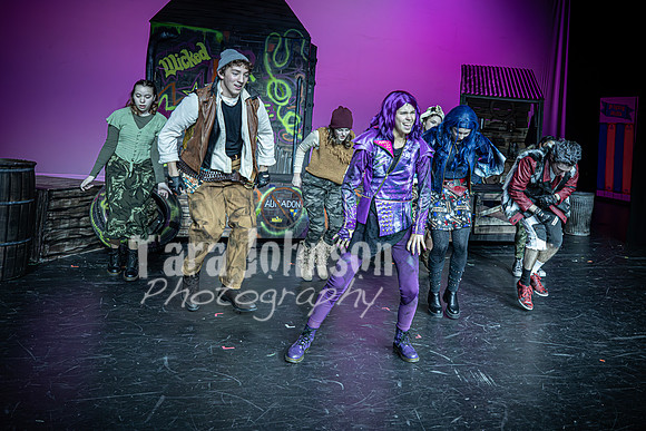 2024 LHS Descendants - R2 Act 1- TJP (26 of 625)