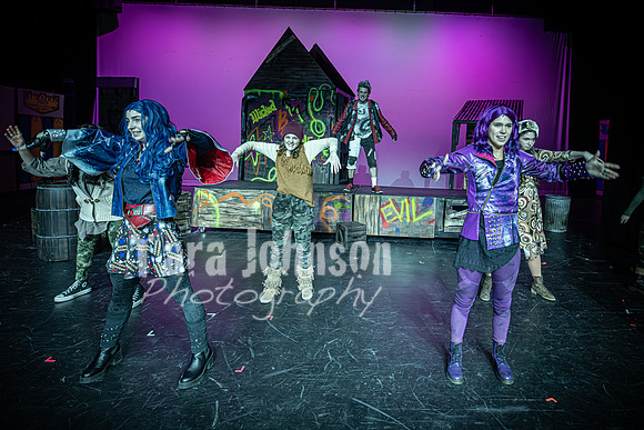 2024 LHS Descendants - R2 Act 1- TJP (48 of 625)