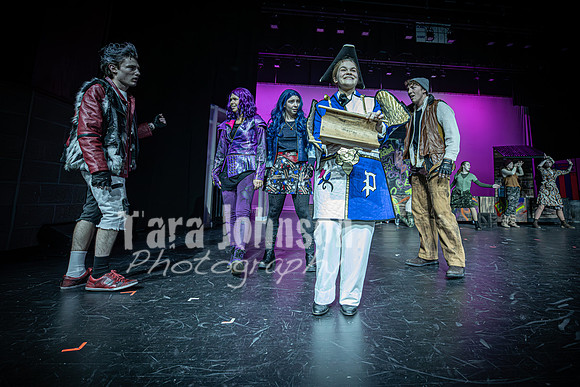 2024 LHS Descendants - R2 Act 1- TJP (62 of 625)