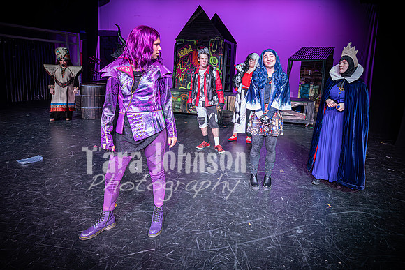 2024 LHS Descendants - R2 Act 1- TJP (96 of 625)