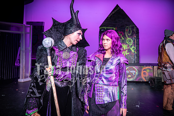 2024 LHS Descendants - R2 Act 1- TJP (110 of 625)