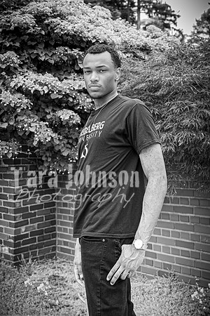 Gerrard McCoy @ Cranbrook Gardens - BW - TJP (95 of 127)