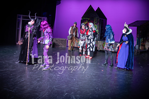 2024 LHS Descendants - R3 Act 1 - TJP (67 of 522)