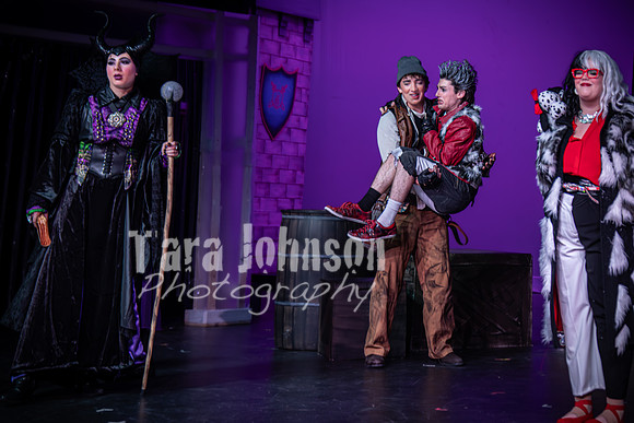 2024 LHS Descendants - R3 Act 1 - TJP (70 of 522)
