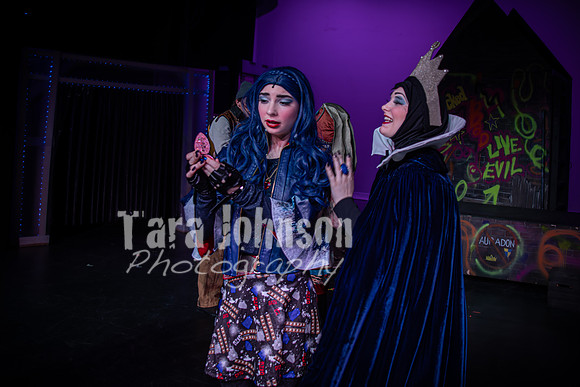 2024 LHS Descendants - R3 Act 1 - TJP (103 of 522)