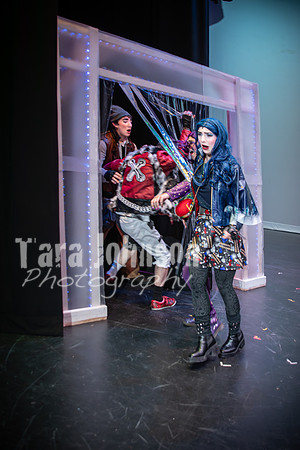 2024 LHS Descendants - R3 Act 1 - TJP (118 of 522)