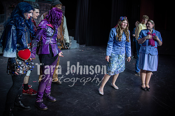 2024 LHS Descendants - R3 Act 1 - TJP (143 of 522)