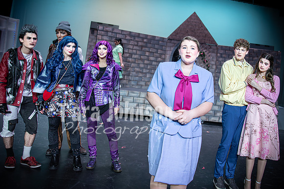 2024 LHS Descendants - R3 Act 1 - TJP (150 of 522)