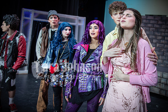 2024 LHS Descendants - R3 Act 1 - TJP (153 of 522)