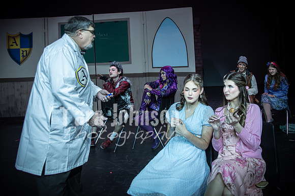 2024 LHS Descendants - R3 Act 1 - TJP (169 of 522)