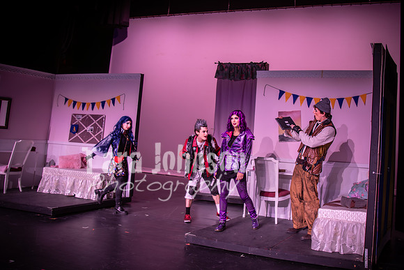 2024 LHS Descendants - R3 Act 1 - TJP (192 of 522)