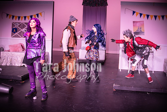 2024 LHS Descendants - R3 Act 1 - TJP (197 of 522)