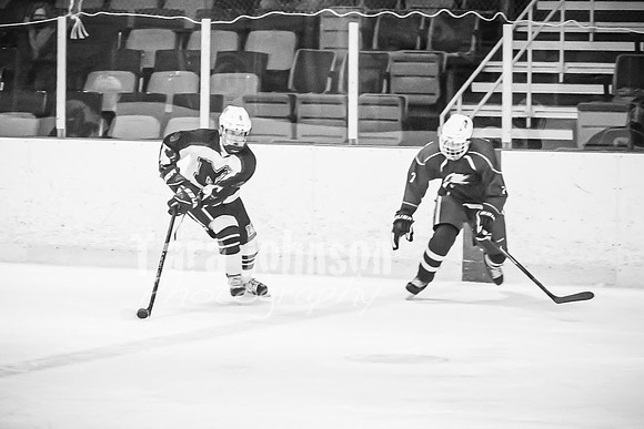 2021 MHS Hockey - Quintyn Young - BW - TJP (24 of 86)