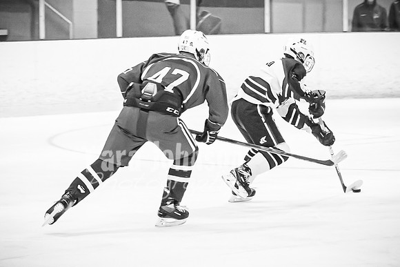 2021 MHS Hockey - Quintyn Young - BW - TJP (27 of 86)