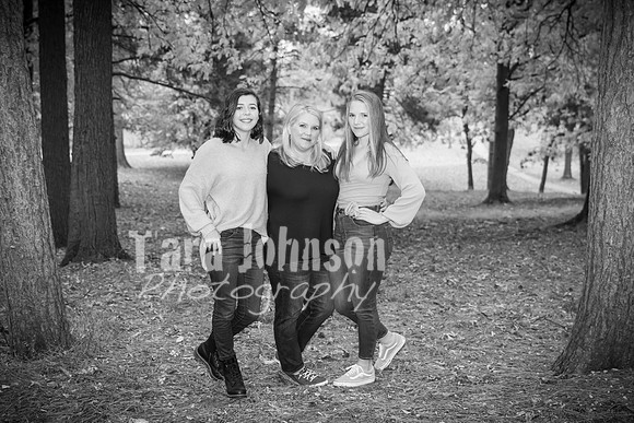 Scripture Family - BW - TJP (34 of 37)