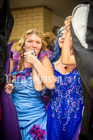 24 LHS - Descendants - Celebration - TJP (6 of 42)
